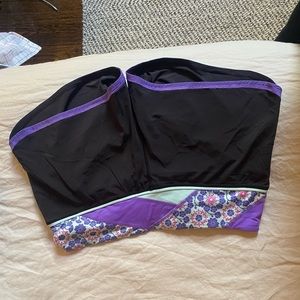 Lulu Lemon Lined Shorts with back pocket